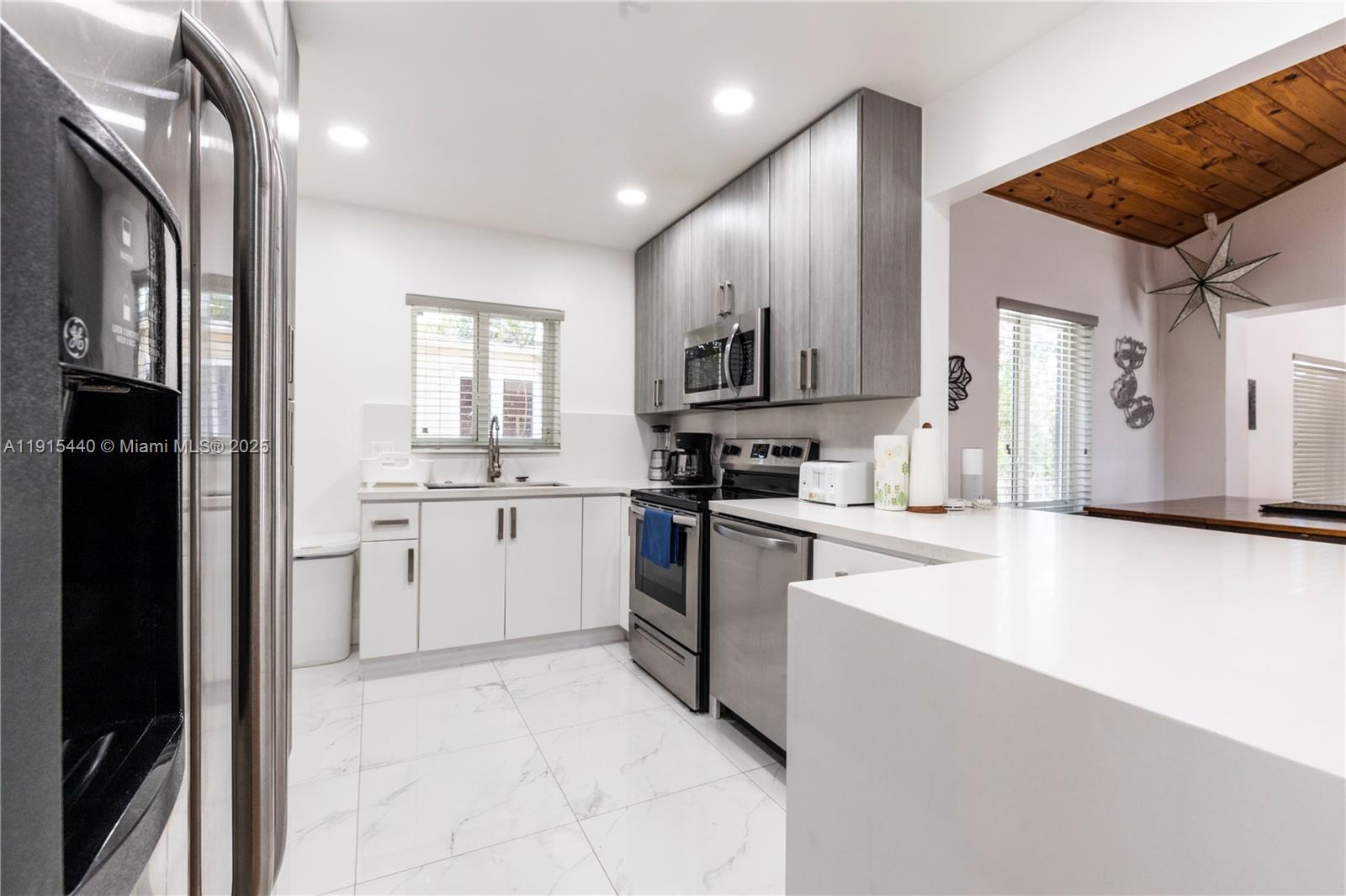 SHORECREST - Residential