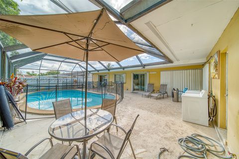 Tiny photo for 11331 SW 176 th St, Miami, FL 33157 (MLS # A12034340)