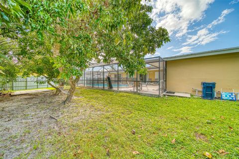 Tiny photo for 11331 SW 176 th St, Miami, FL 33157 (MLS # A12034340)
