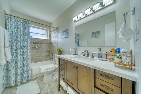 Tiny photo for 11331 SW 176 th St, Miami, FL 33157 (MLS # A12034340)