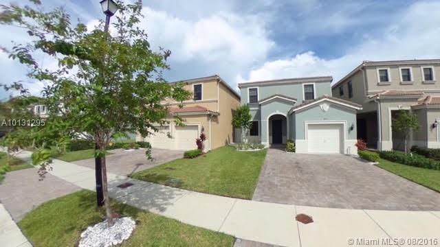 Champion Lakes - Residential