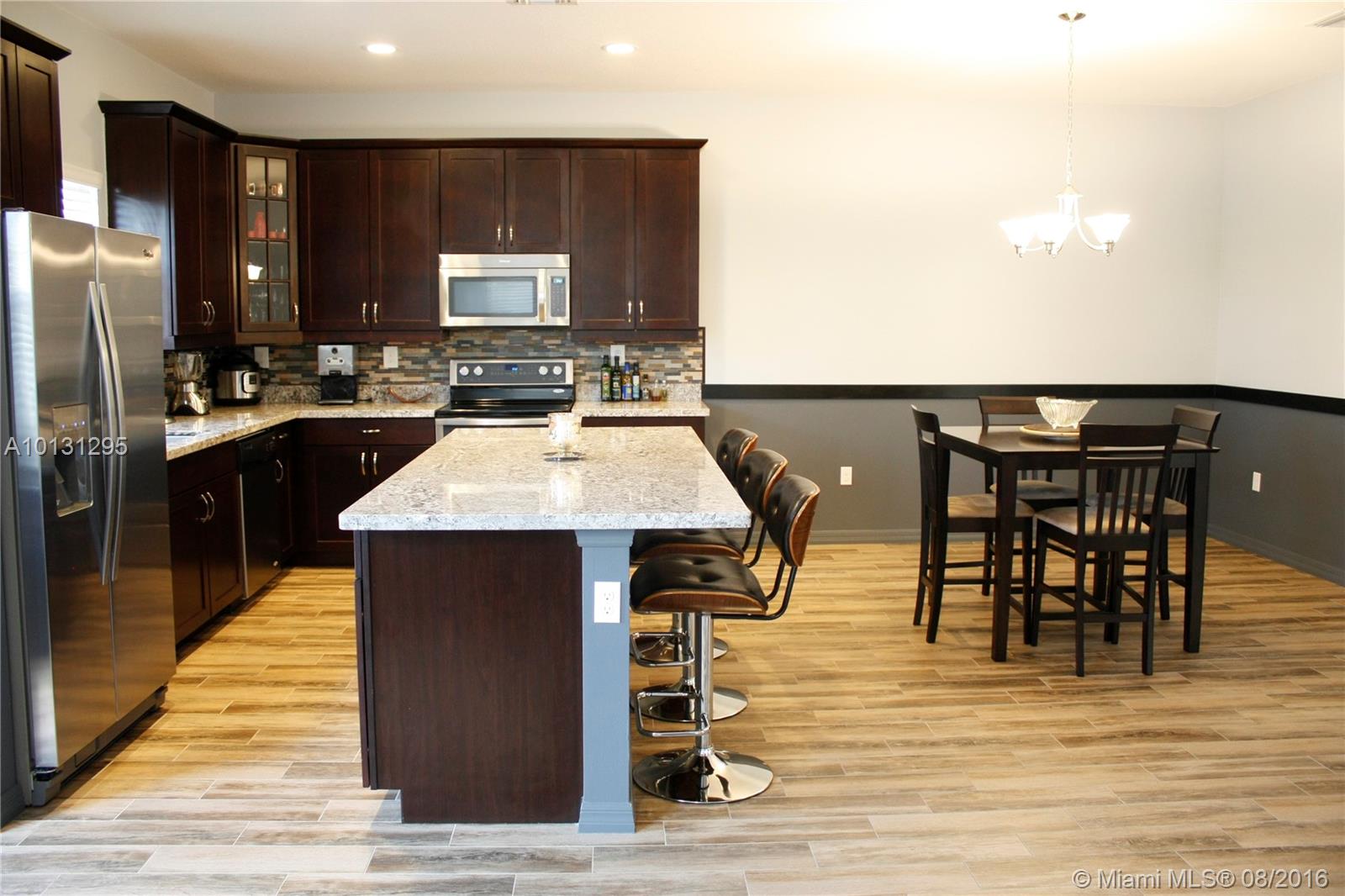 Champion Lakes - Residential