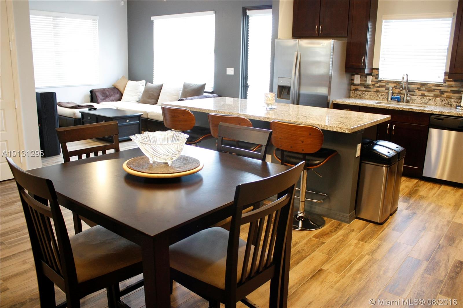 Champion Lakes - Residential
