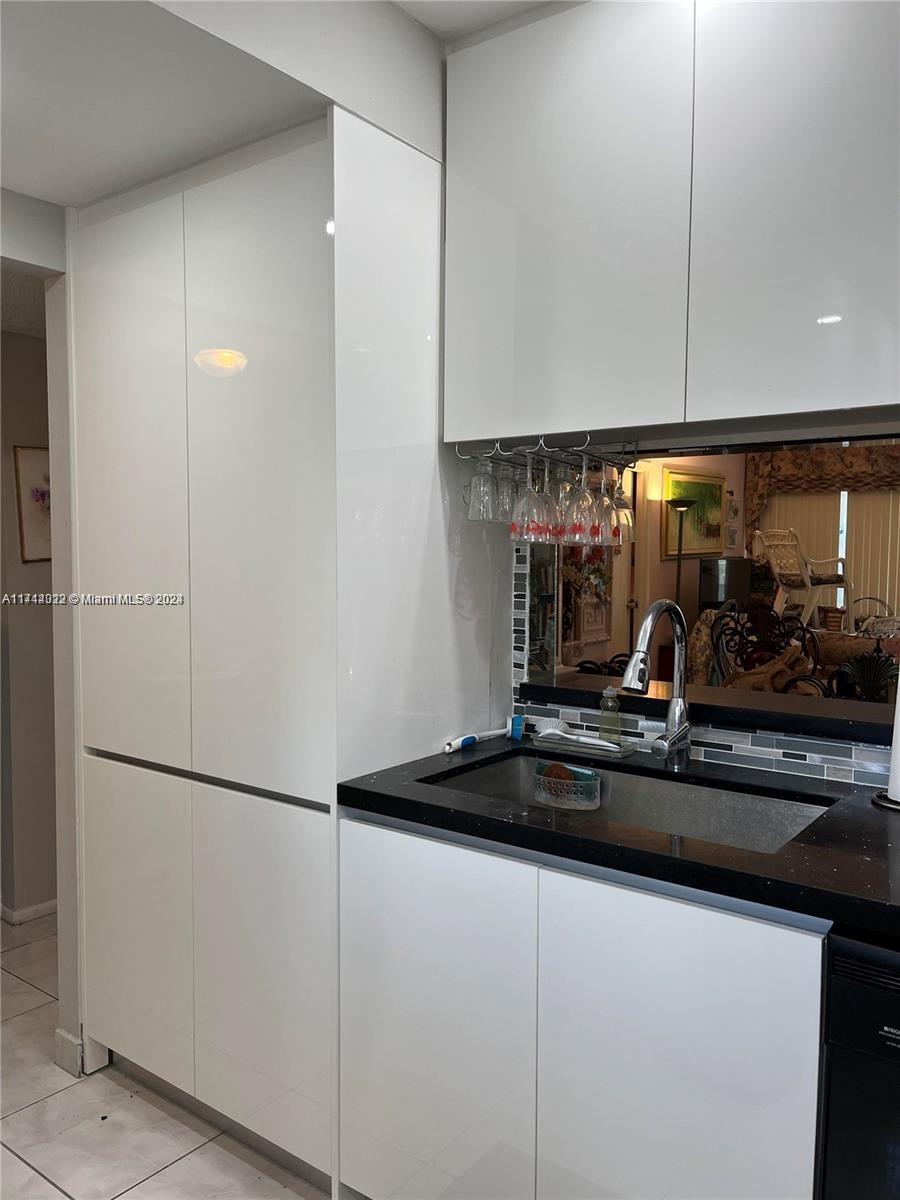 WATERFORD POINT CONDO - Residential