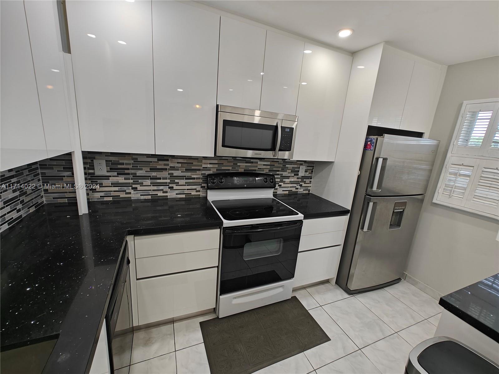 WATERFORD POINT CONDO - Residential