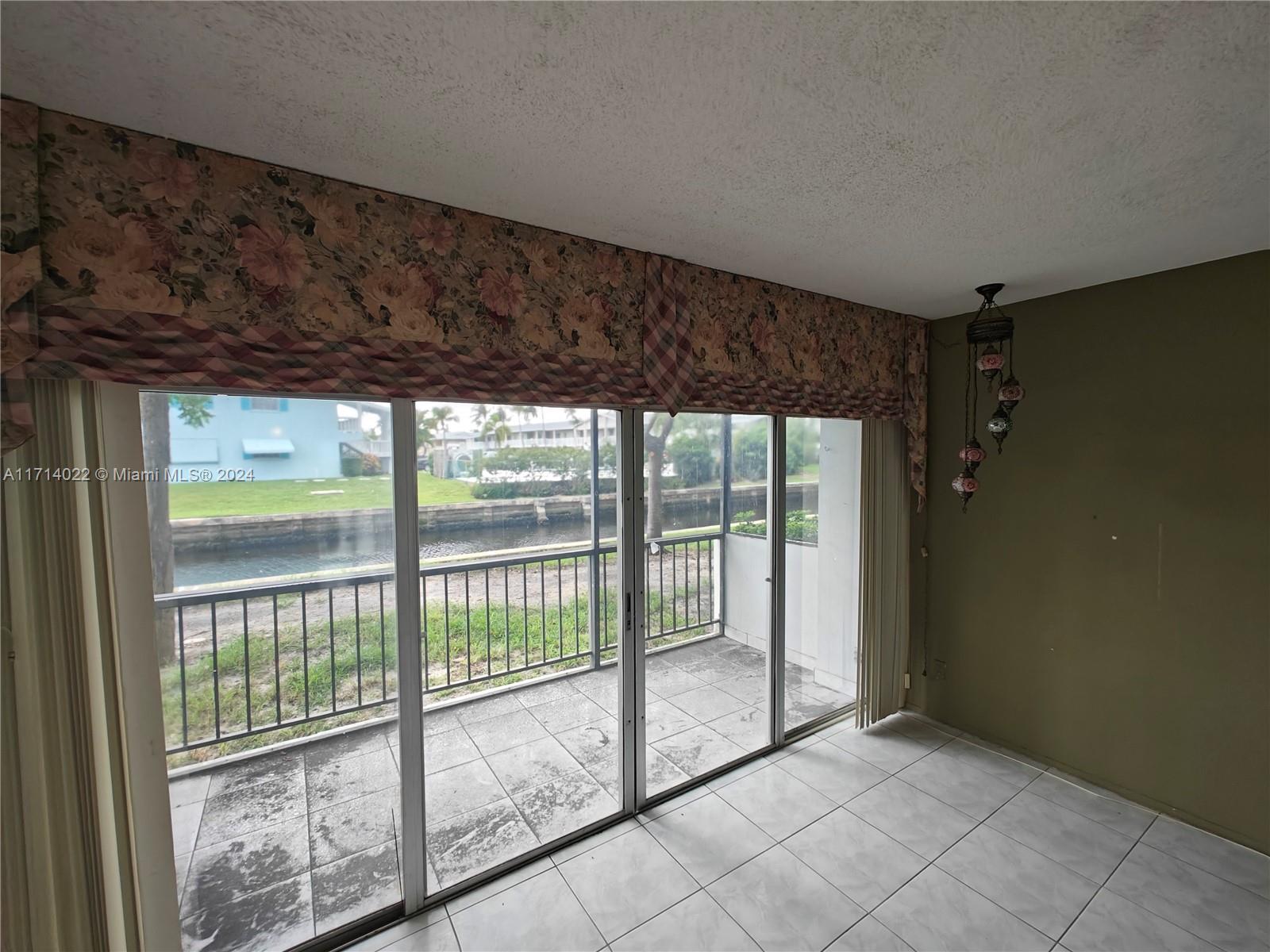 WATERFORD POINT CONDO - Residential