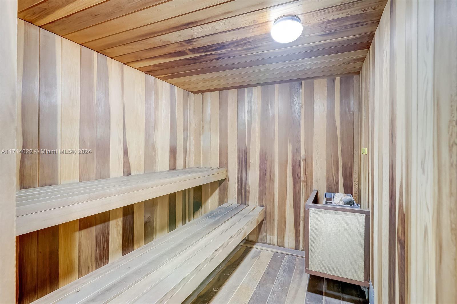 WATERFORD POINT CONDO - Residential