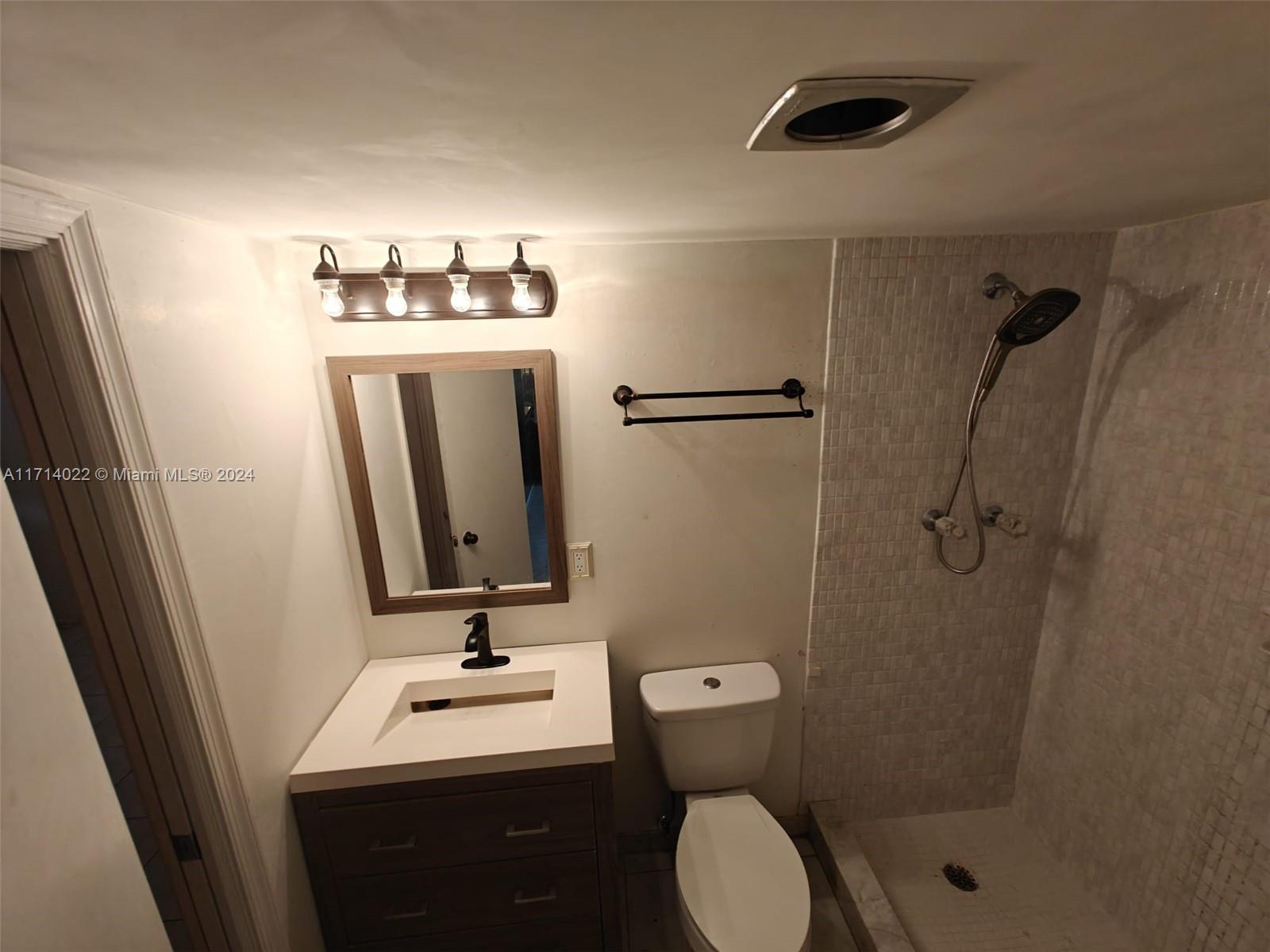 WATERFORD POINT CONDO - Residential