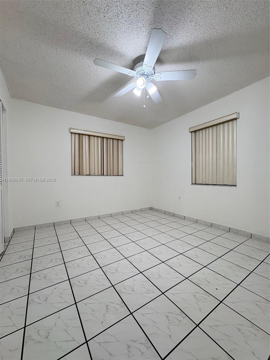 HIALEAH 4TH ADDN - Residential Lease