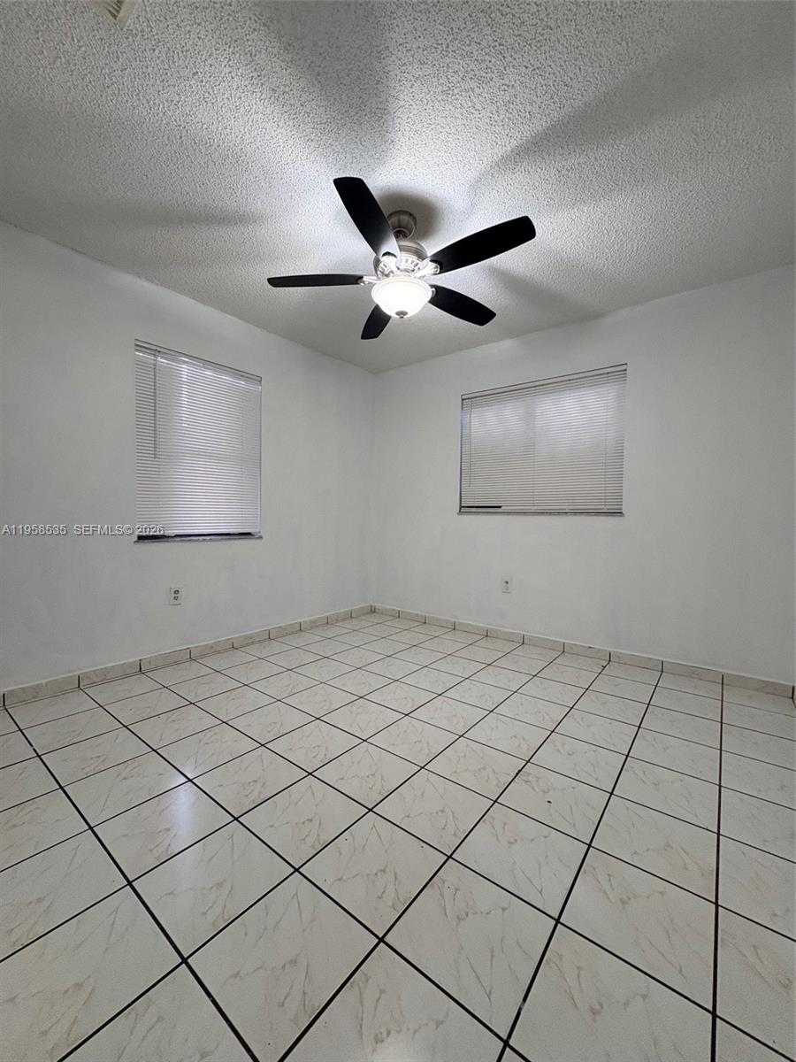 HIALEAH 4TH ADDN - Residential Lease