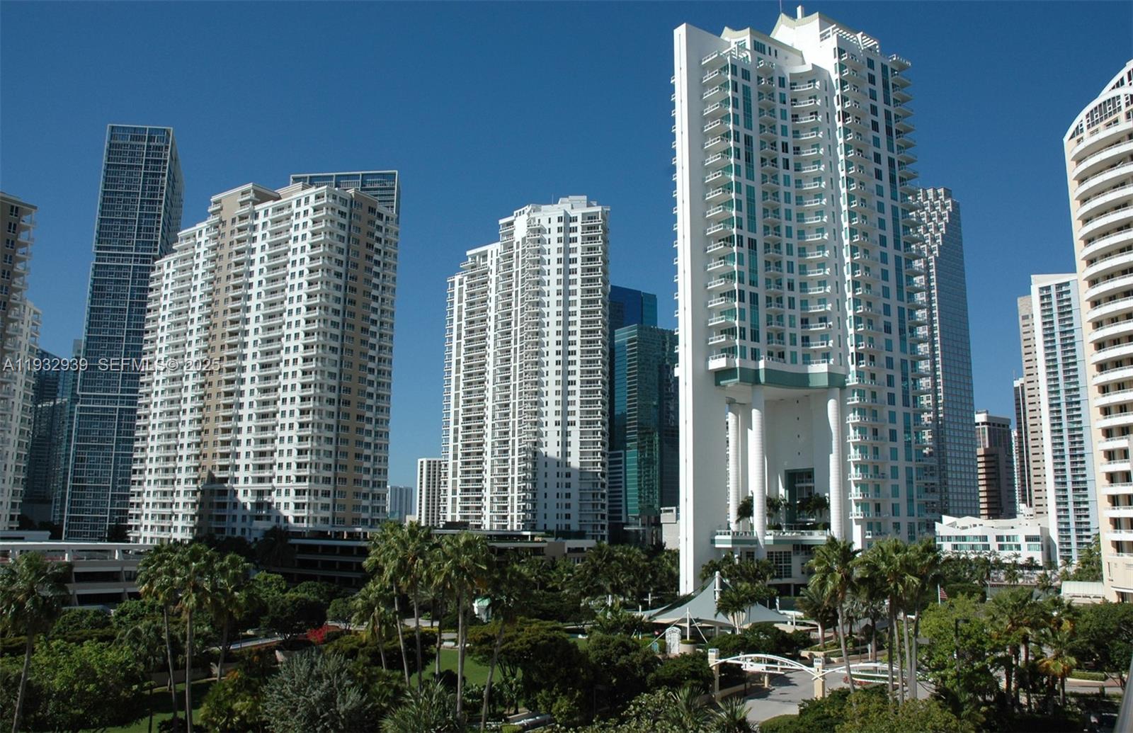 BRICKELL KEY II CONDO - Residential Lease