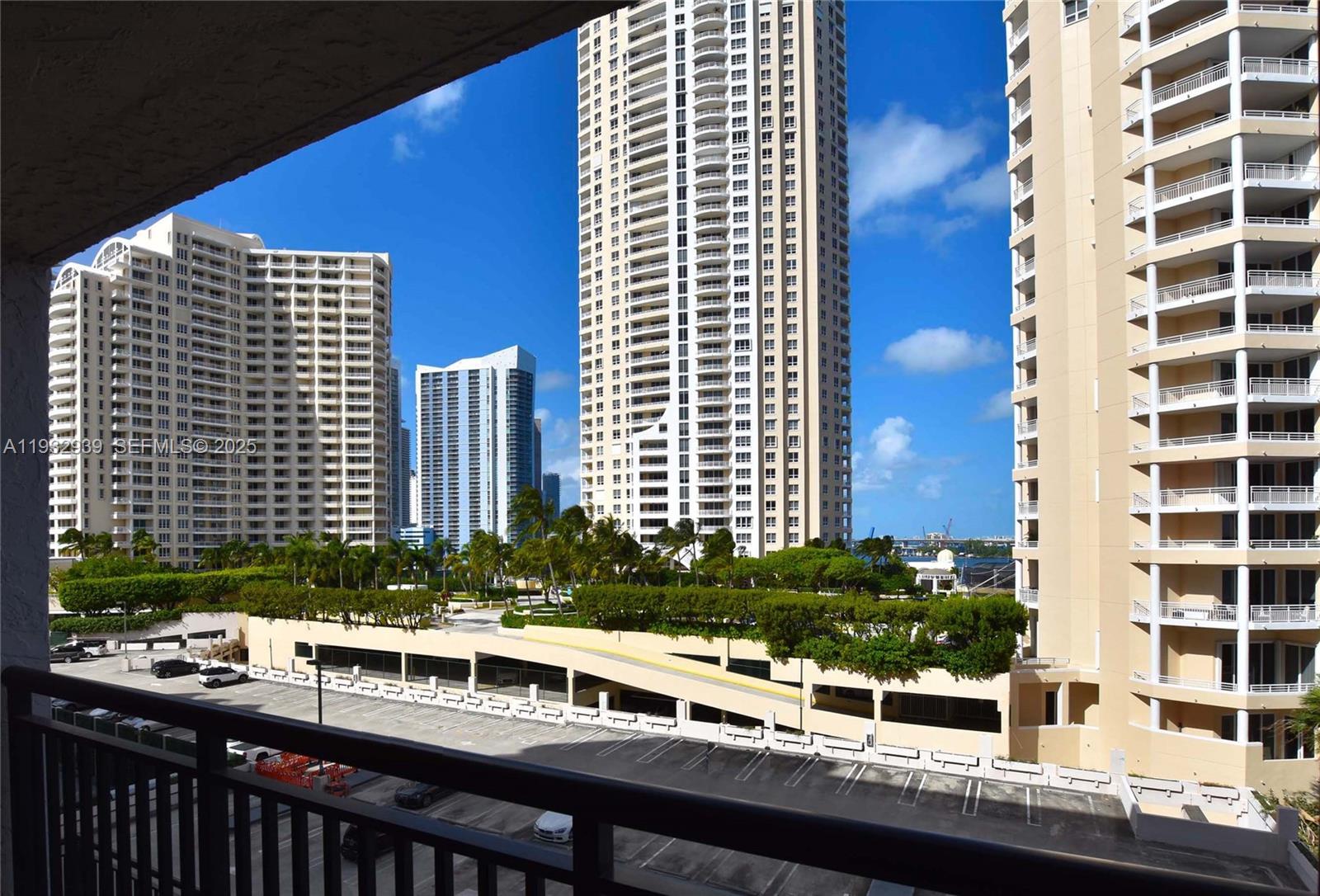BRICKELL KEY II CONDO - Residential Lease