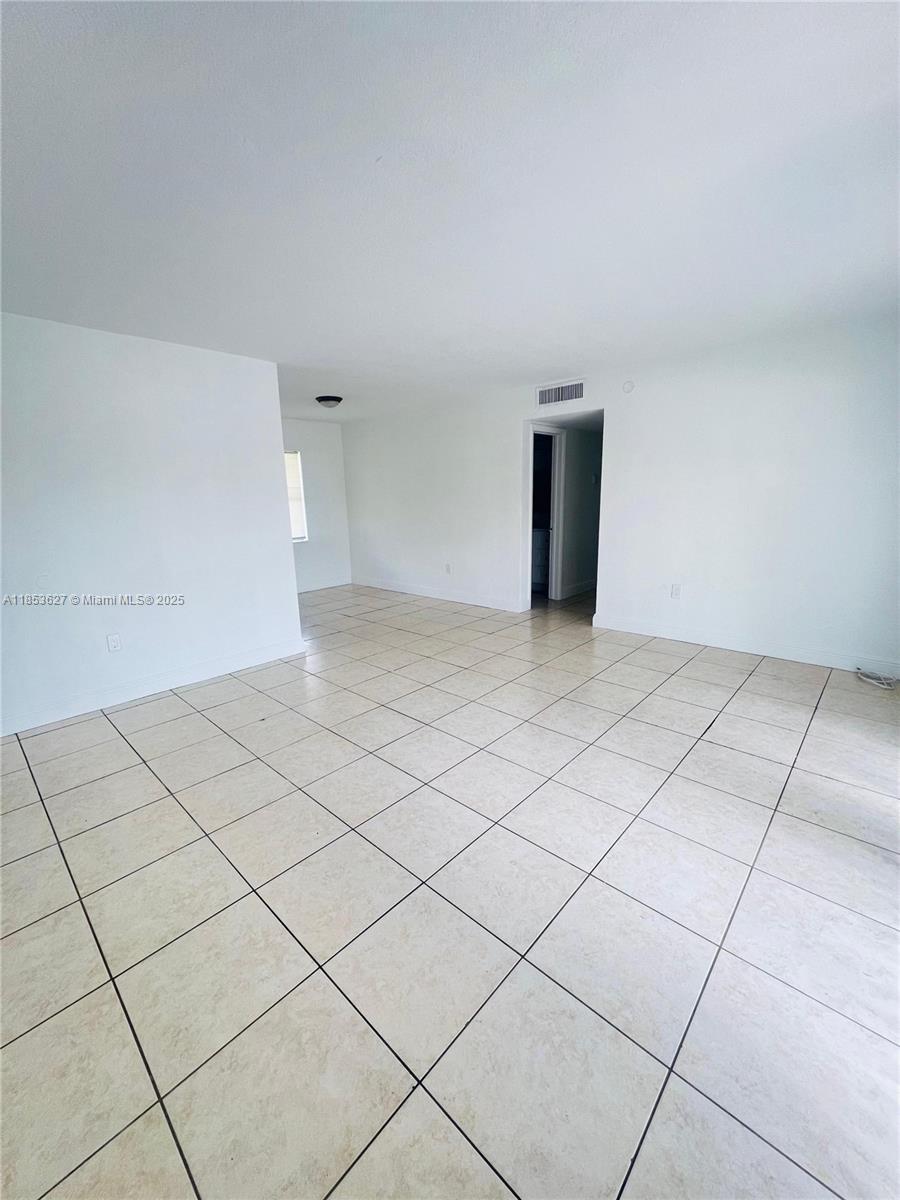 GALLOWOOD CONDO - Residential Lease