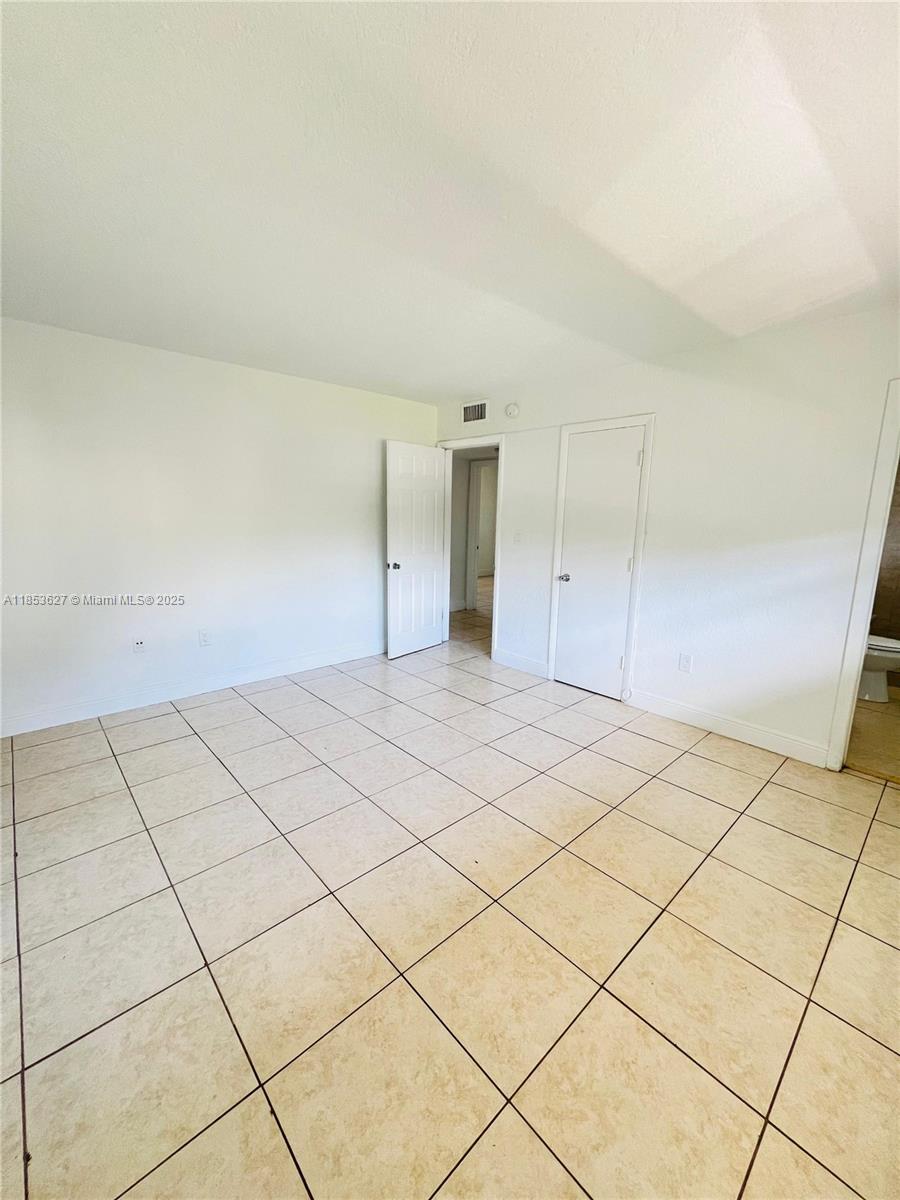 GALLOWOOD CONDO - Residential Lease