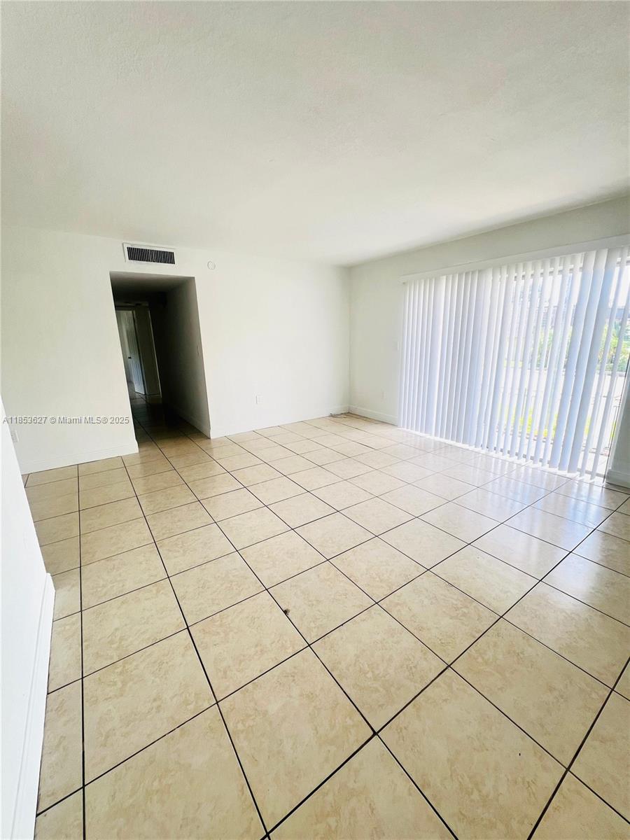 GALLOWOOD CONDO - Residential Lease