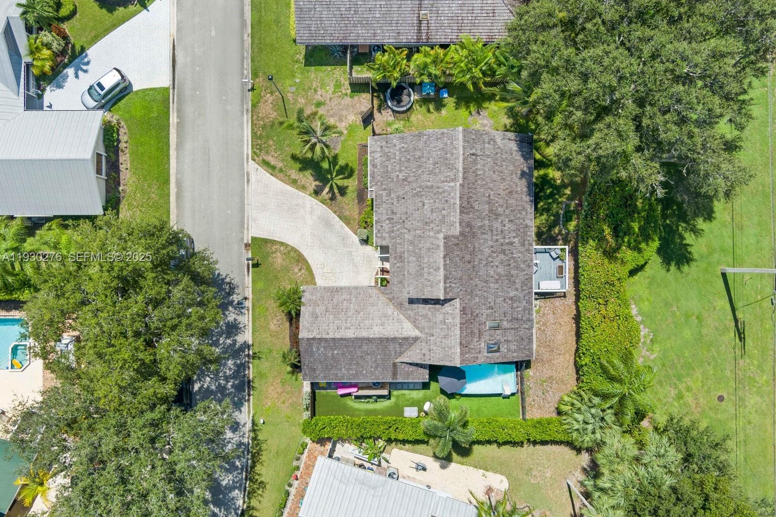 View photos, virtual tours, details... 10370 SE Jupiter Narrows Dr