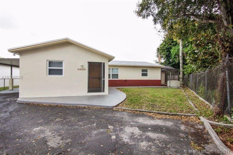 HOLLYWOOD HEIGHTS ESTATES - Residential Lease