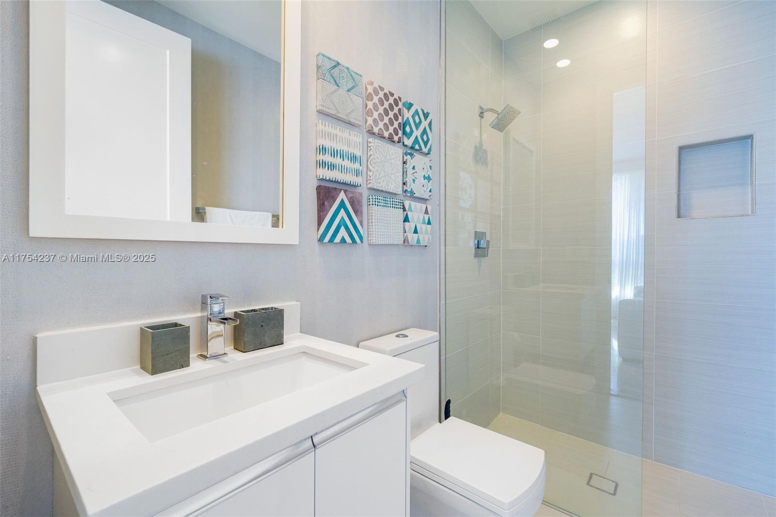 LANDMARK AT DORAL - Residential