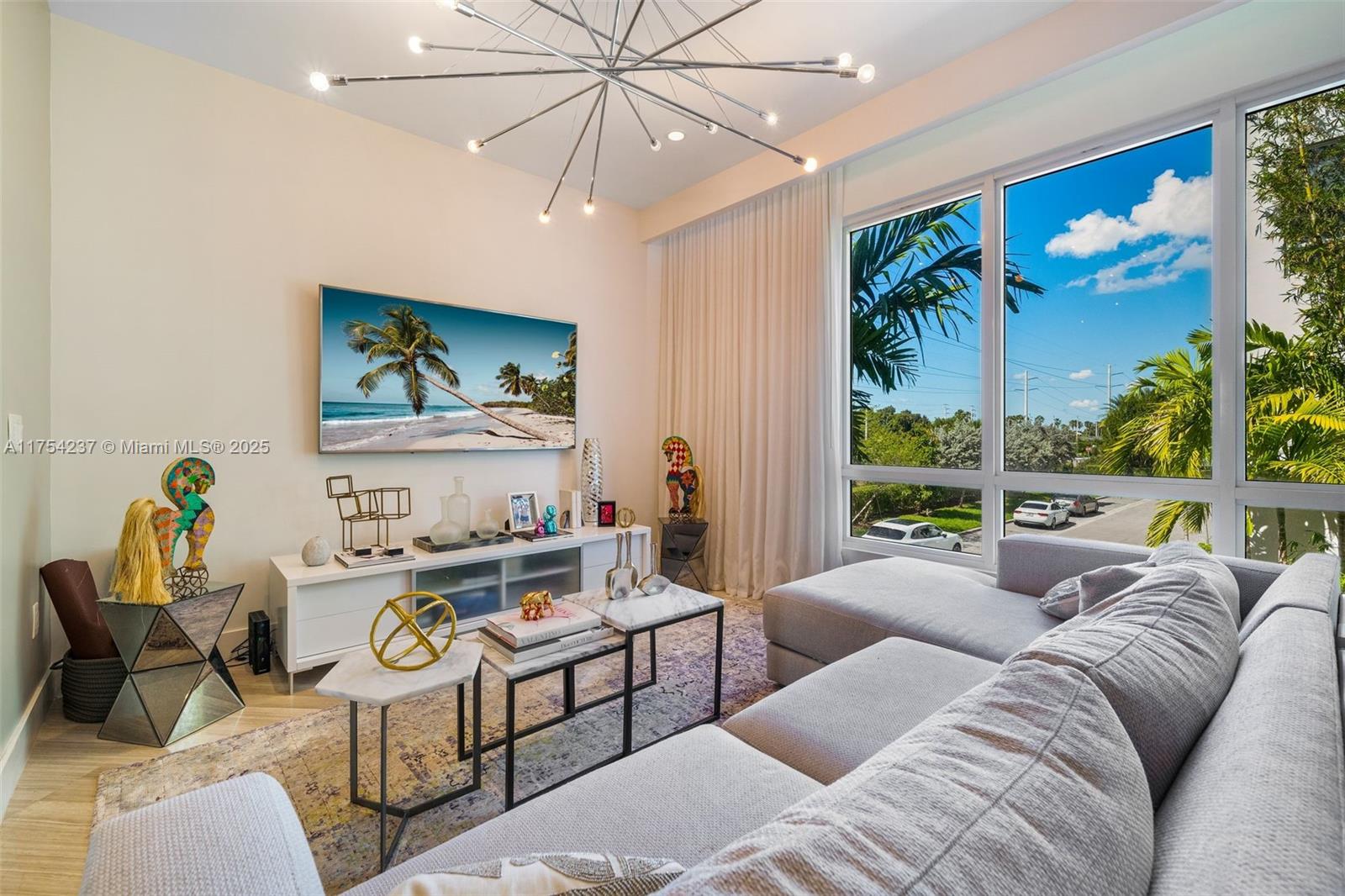 LANDMARK AT DORAL - Residential