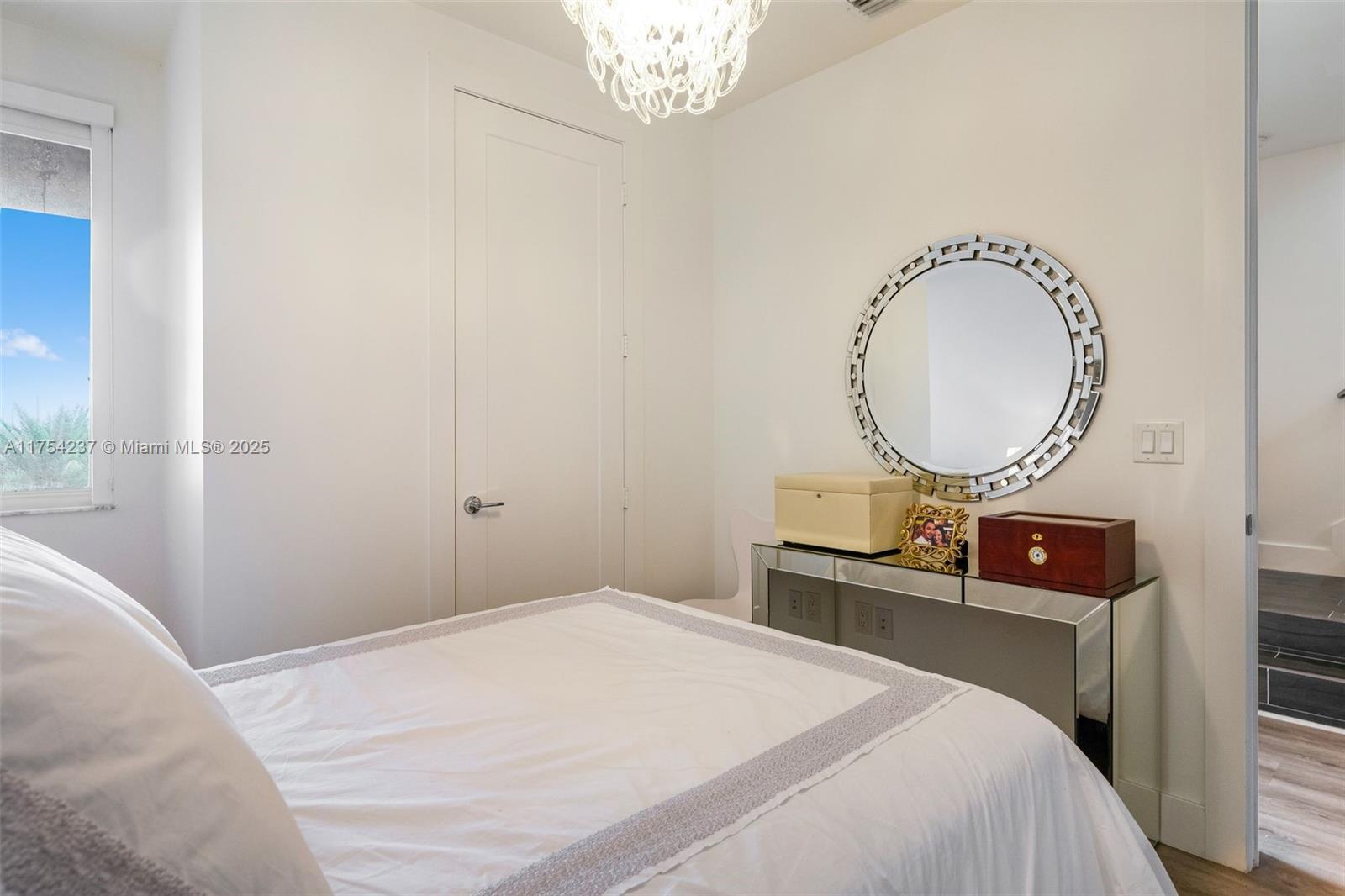 LANDMARK AT DORAL - Residential