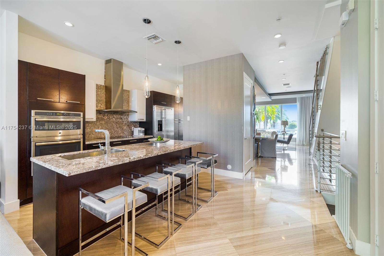 LANDMARK AT DORAL - Residential