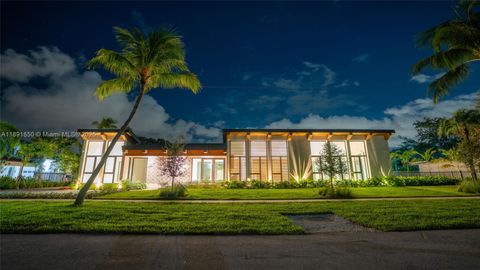 6716 San Vicente St Coral Gables FL 33146