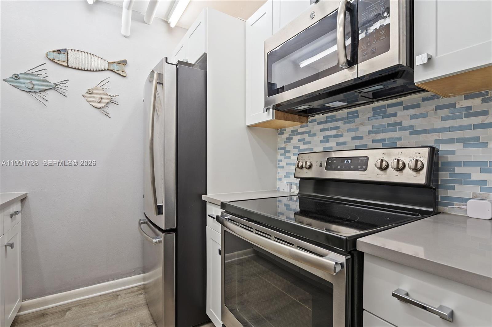 SEASONS CONDO - Residential