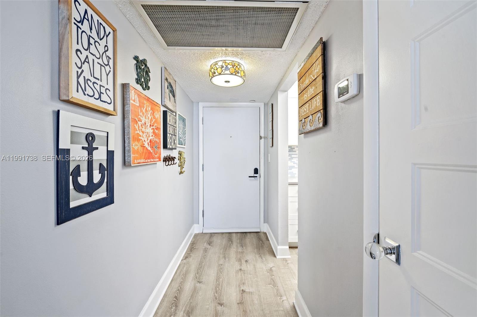 SEASONS CONDO - Residential