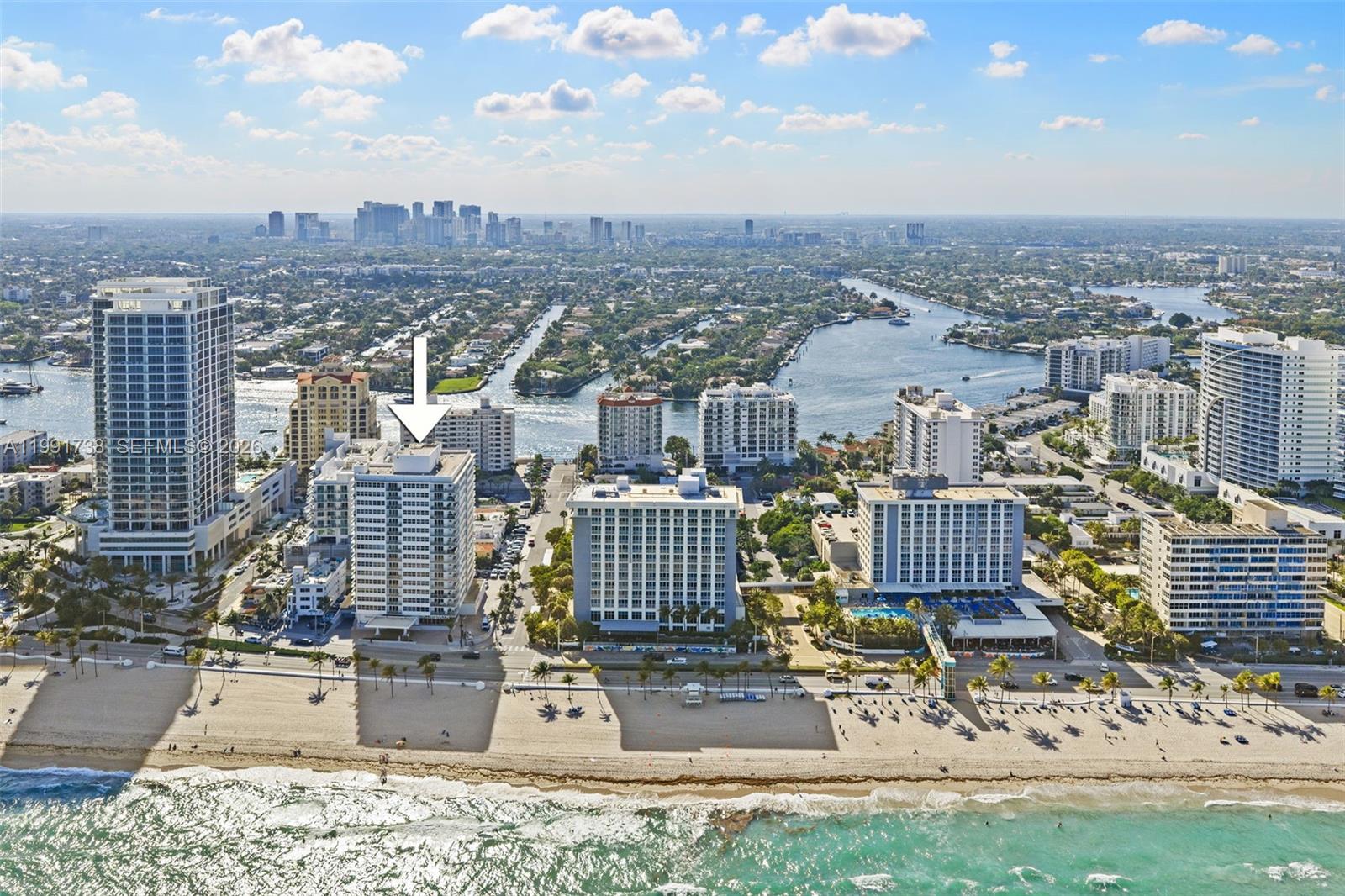 SEASONS CONDO - Residential