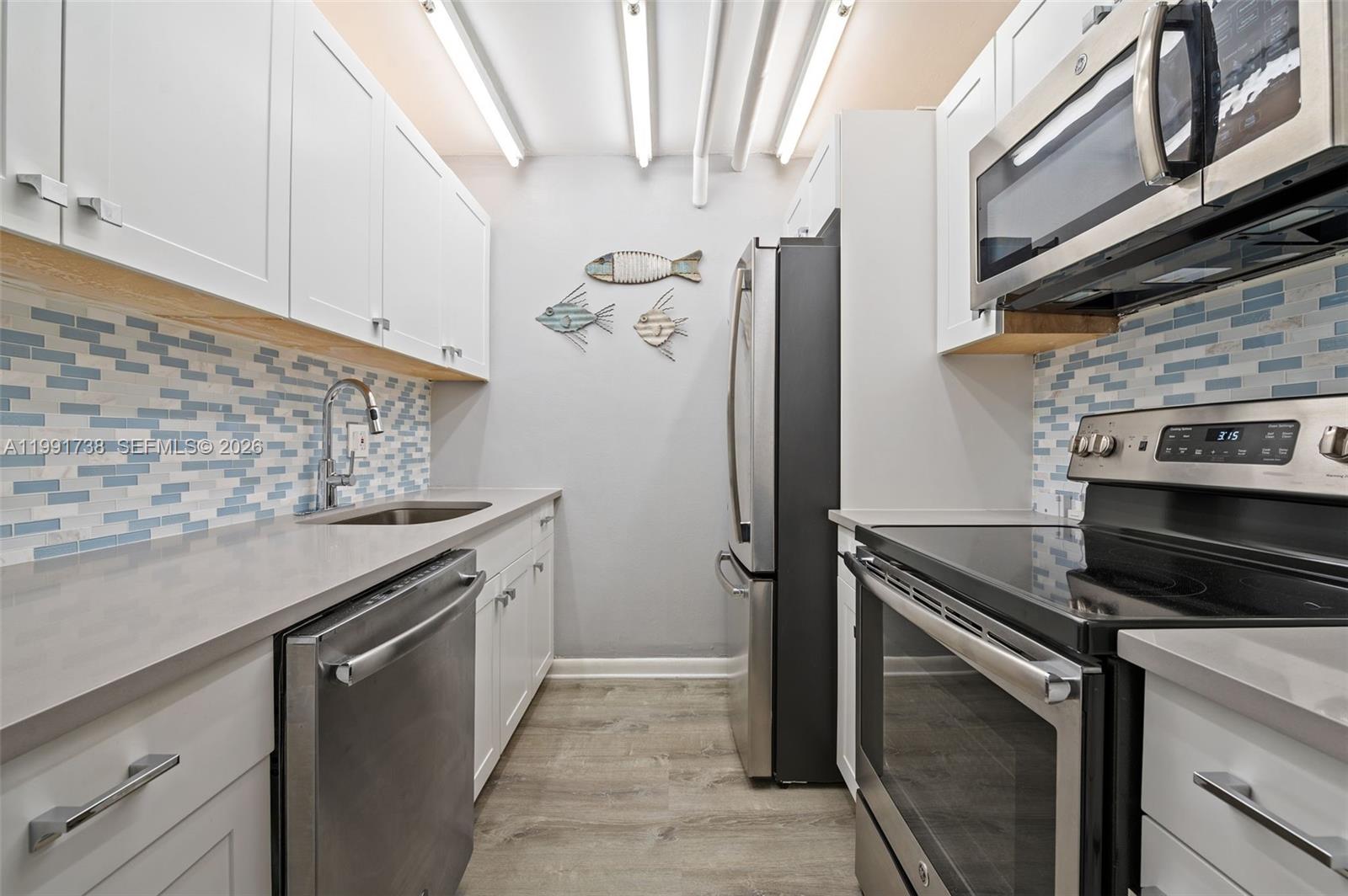 SEASONS CONDO - Residential