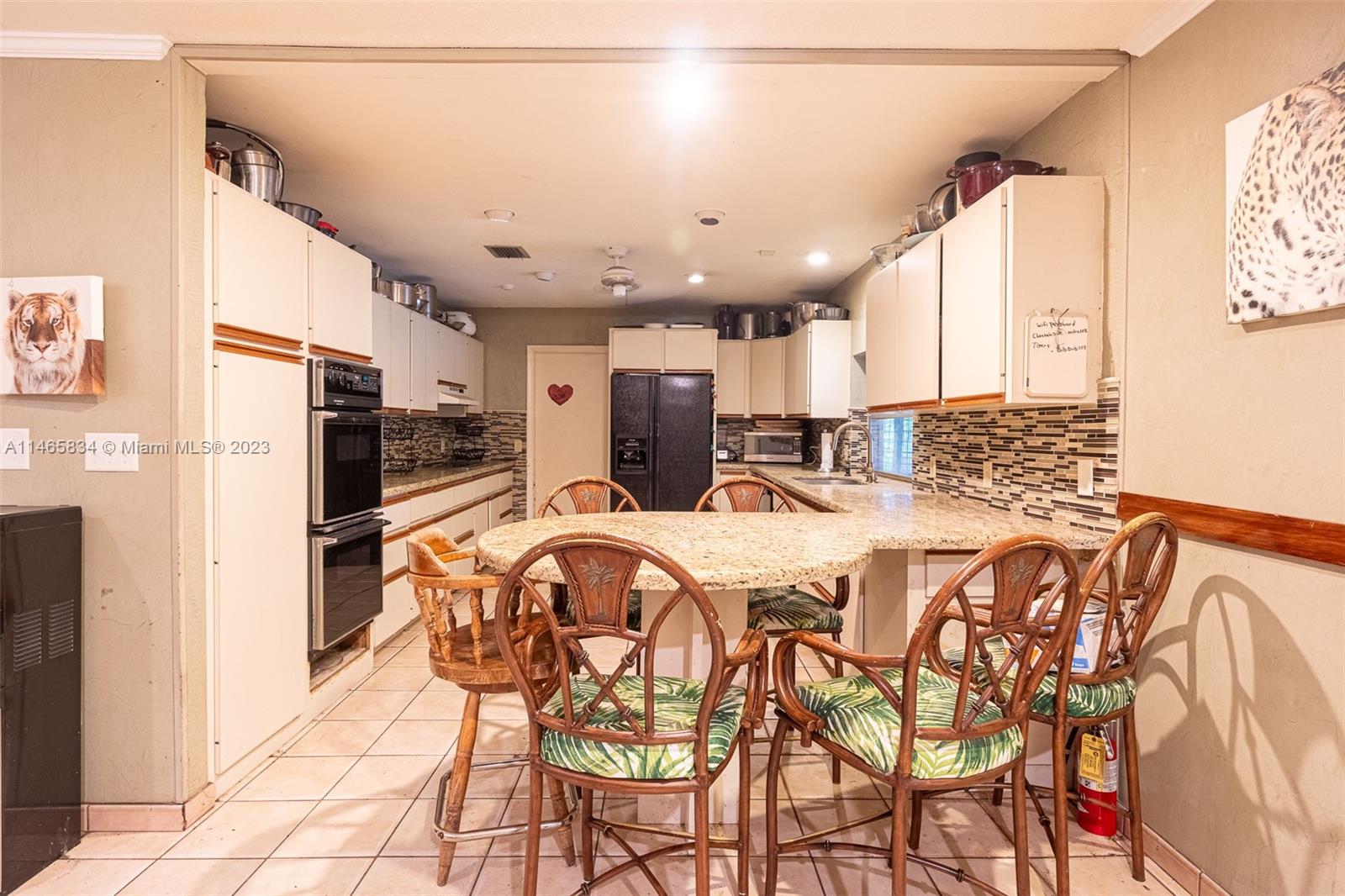 Horse Country - Land