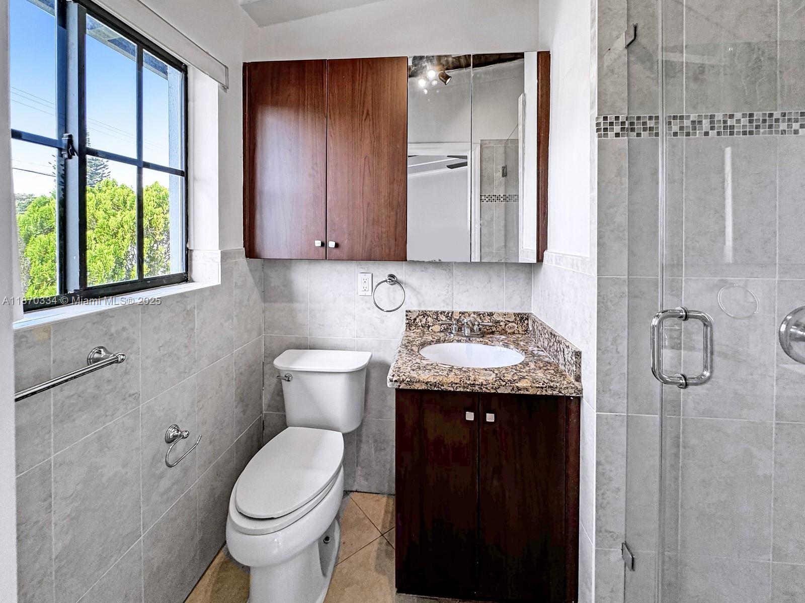 GILLCREST FIRST ADD - Residential