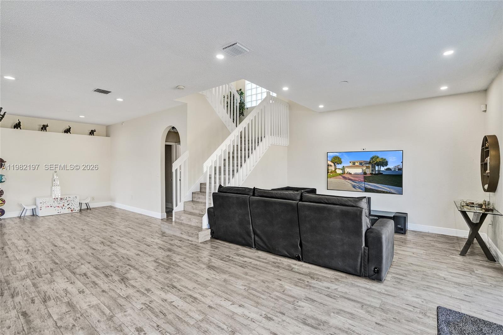 TOWNGATE - Residential