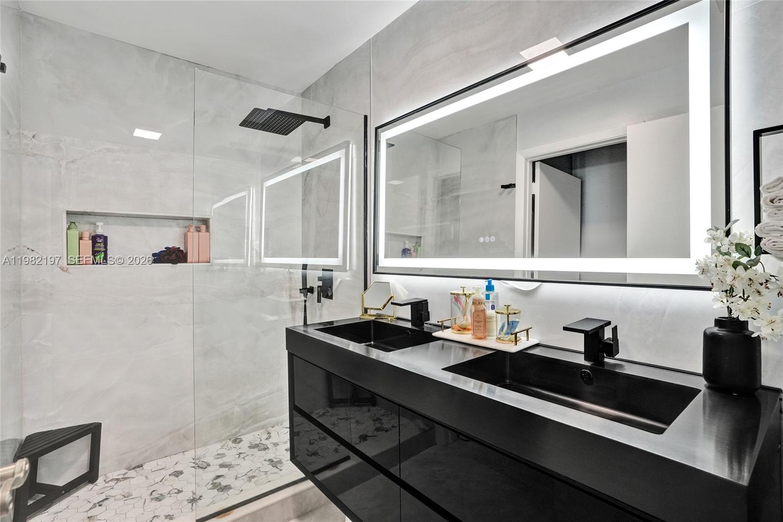 TOWNGATE - Residential