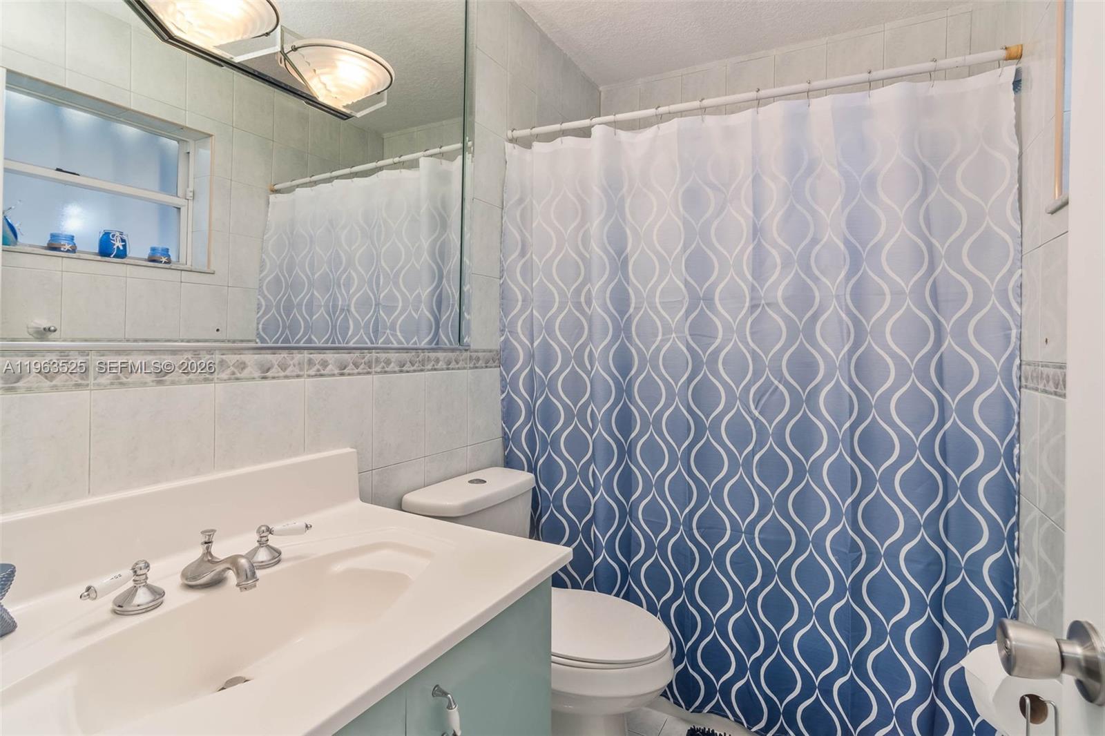 FIRST ADDN TO PALM SPRING - Residential