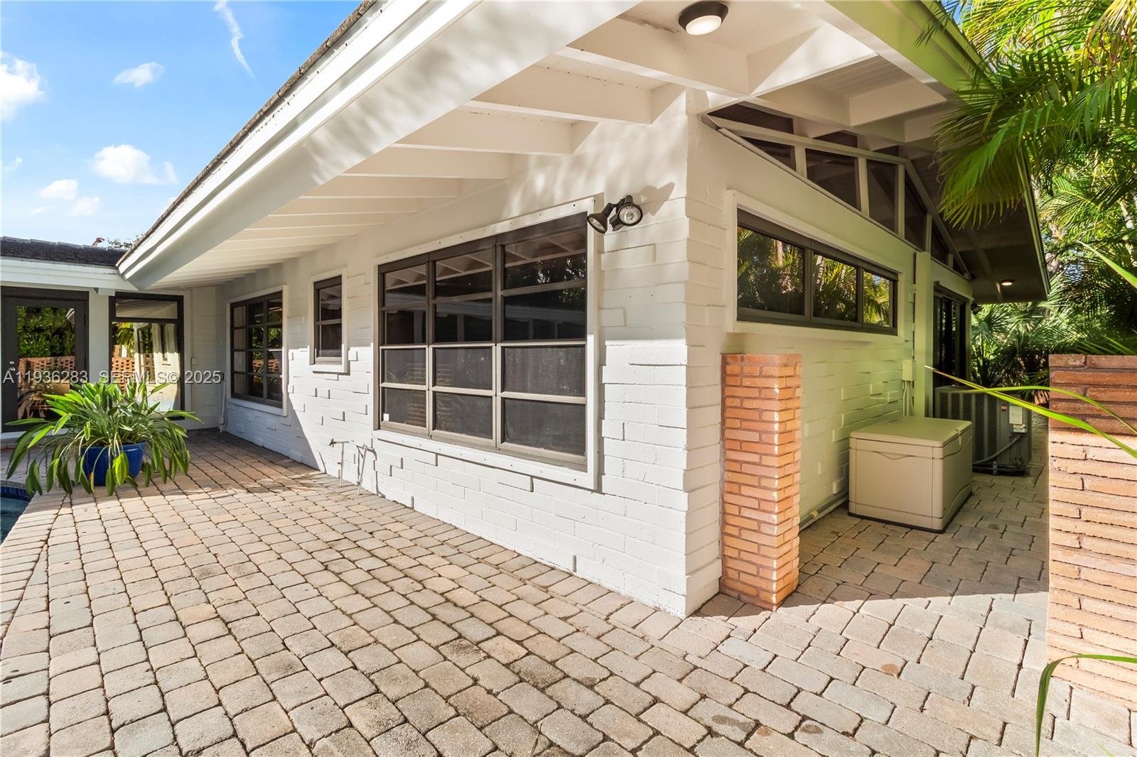 CORAL RIDGE GALT ADD - Residential Lease