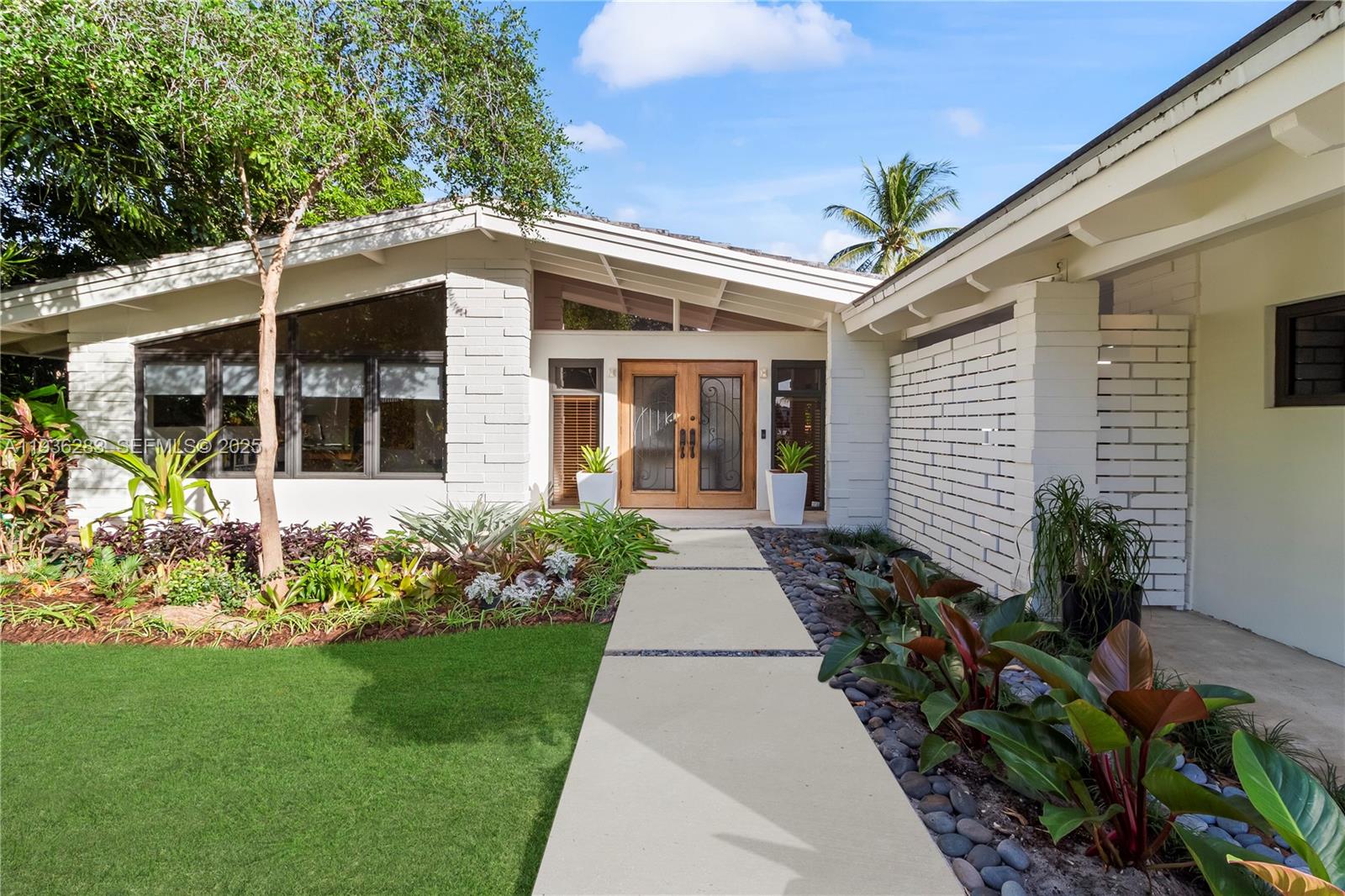 CORAL RIDGE GALT ADD - Residential Lease