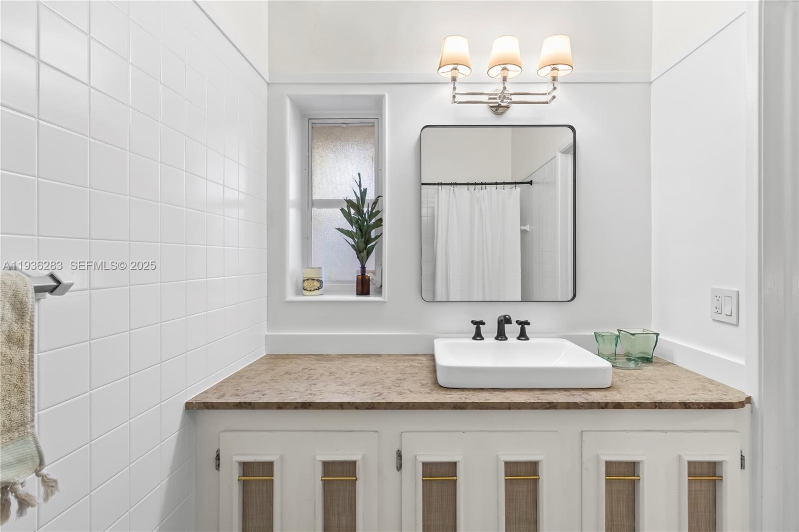 CORAL RIDGE GALT ADD - Residential Lease