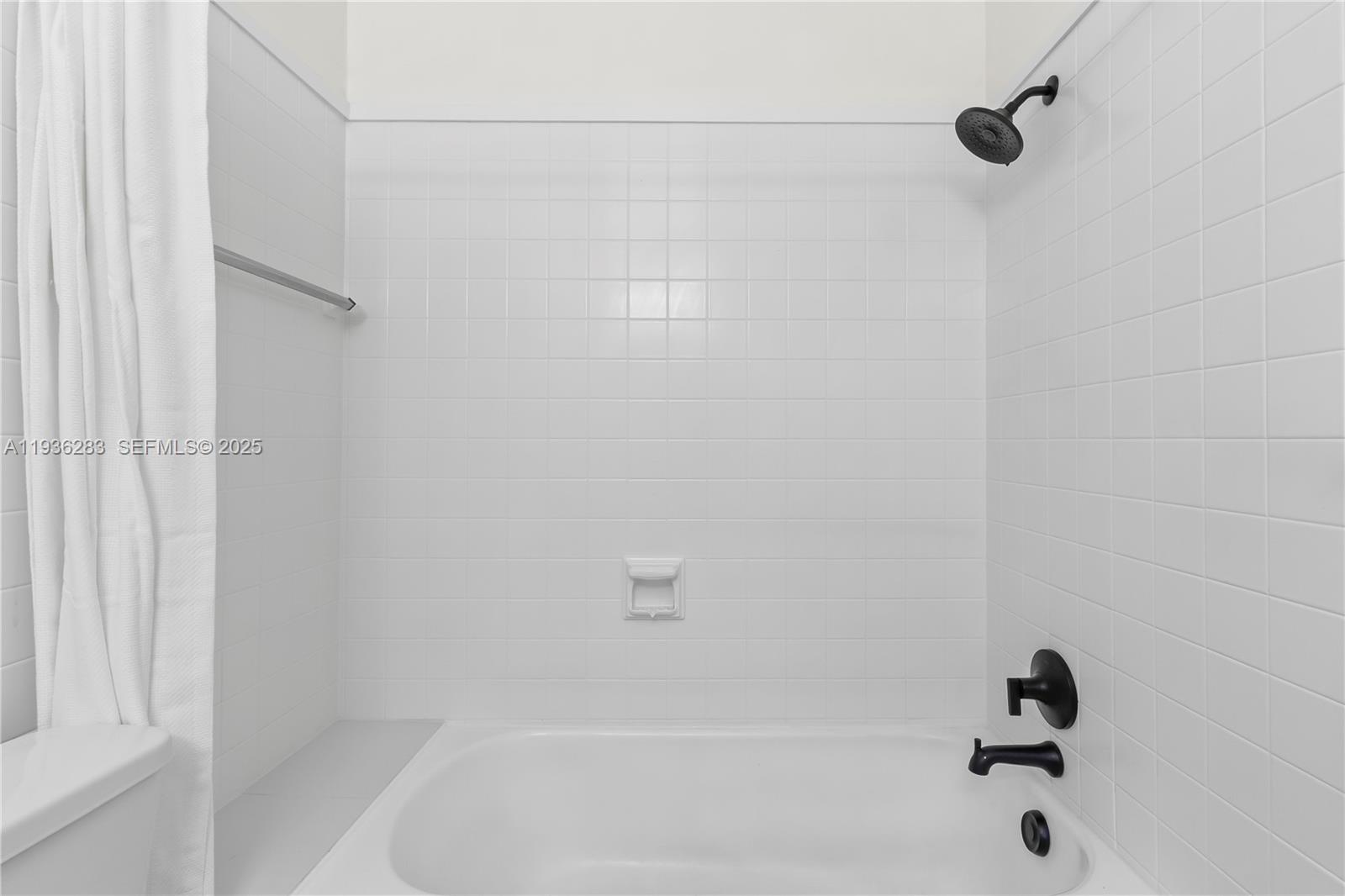 CORAL RIDGE GALT ADD - Residential Lease