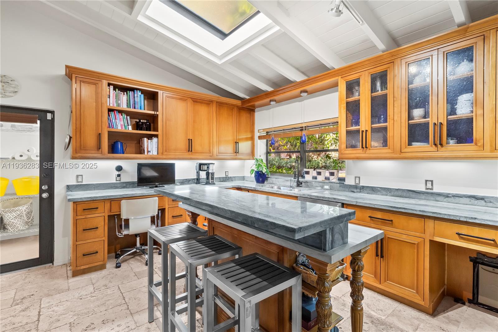 CORAL RIDGE GALT ADD - Residential Lease