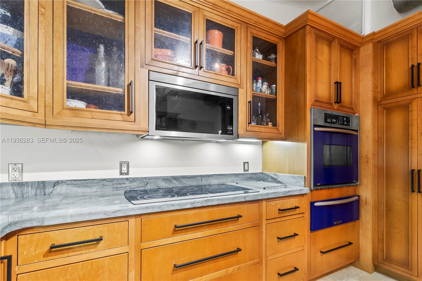 CORAL RIDGE GALT ADD - Residential Lease