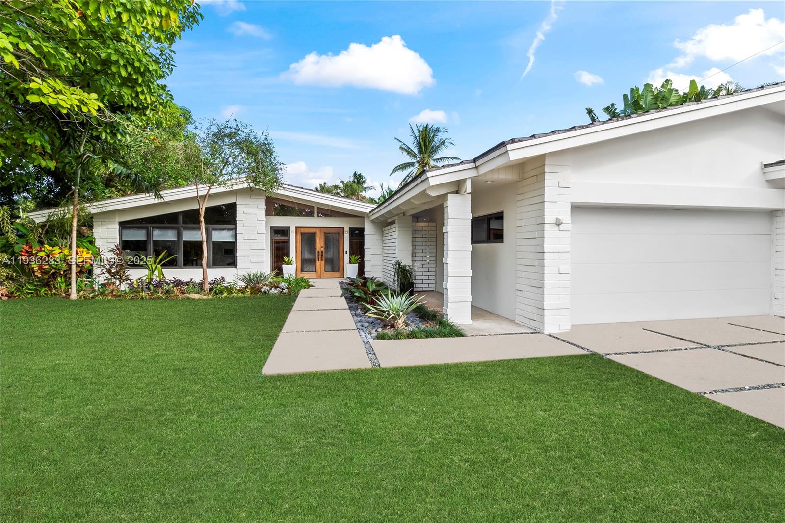 CORAL RIDGE GALT ADD - Residential Lease