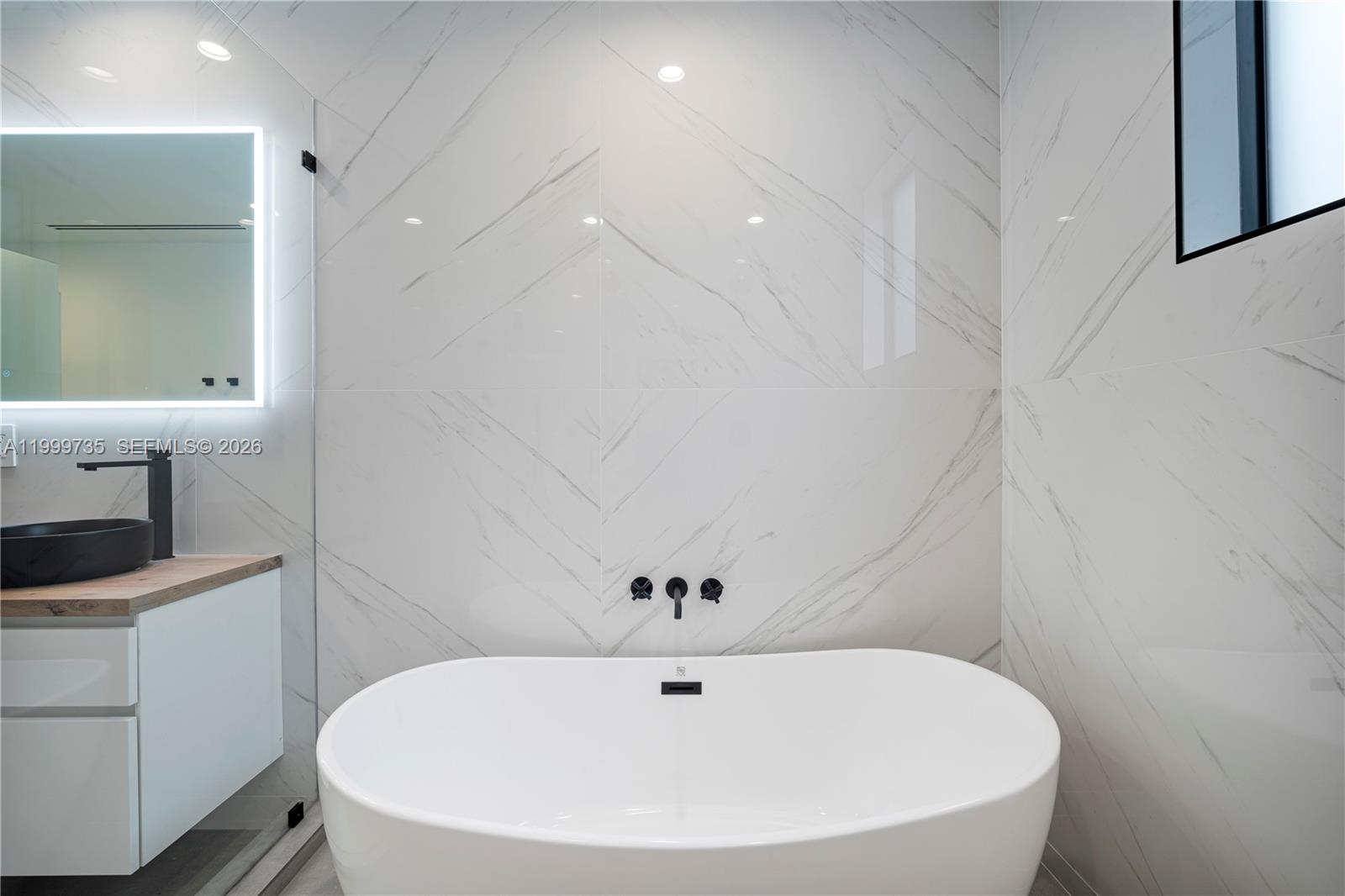 PROCYKS SUB - Residential Income