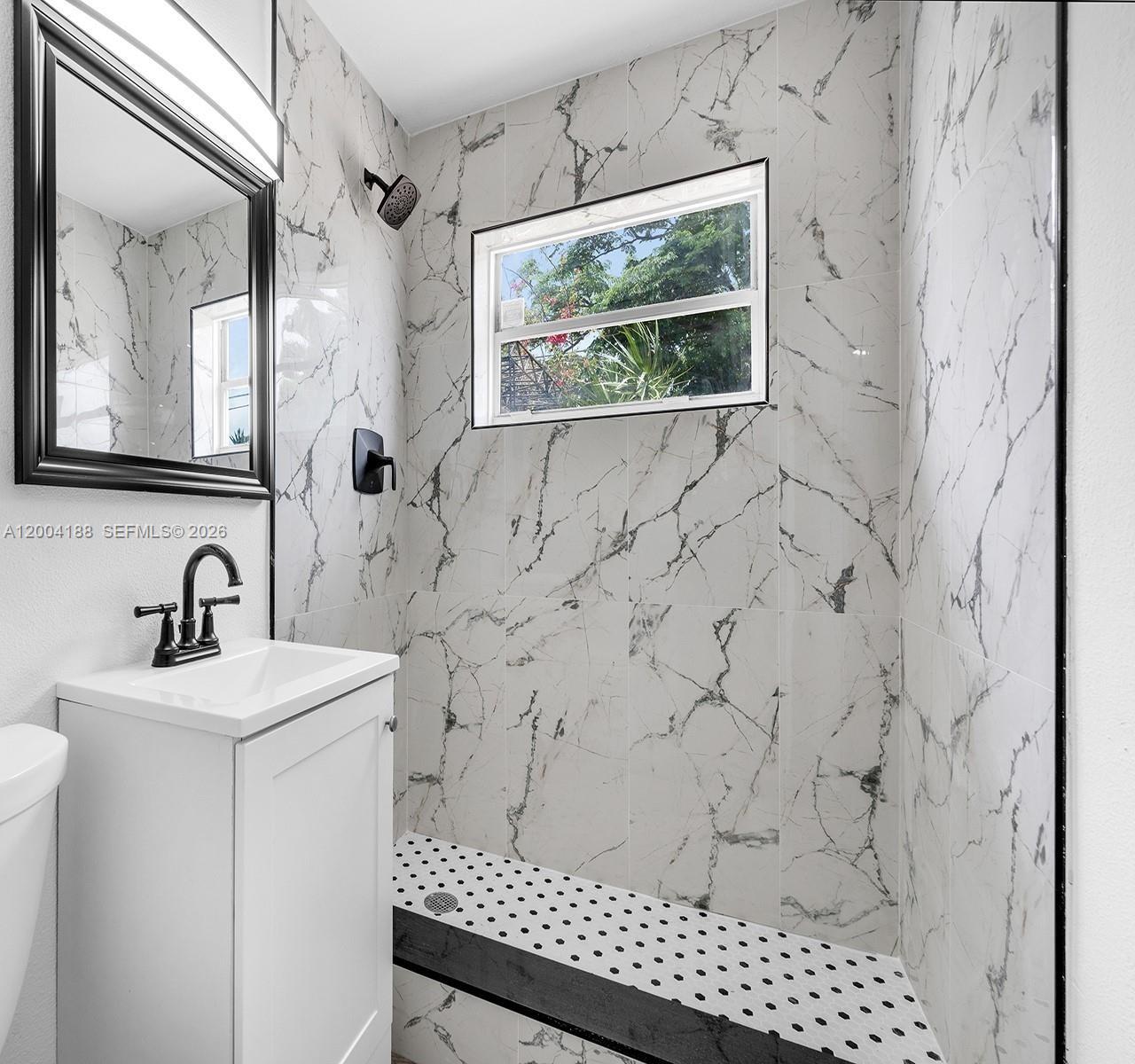 COLLIER MANOR 3RD ADD - Residential