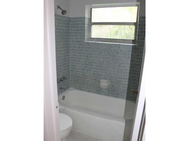 HIDDEN WATERS CONDO - Residential Lease