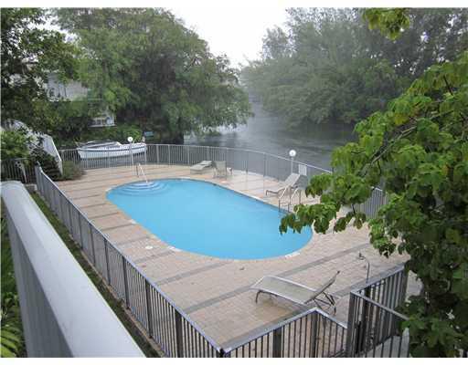 HIDDEN WATERS CONDO - Residential Lease