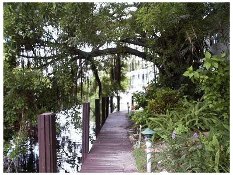 HIDDEN WATERS CONDO - Residential Lease
