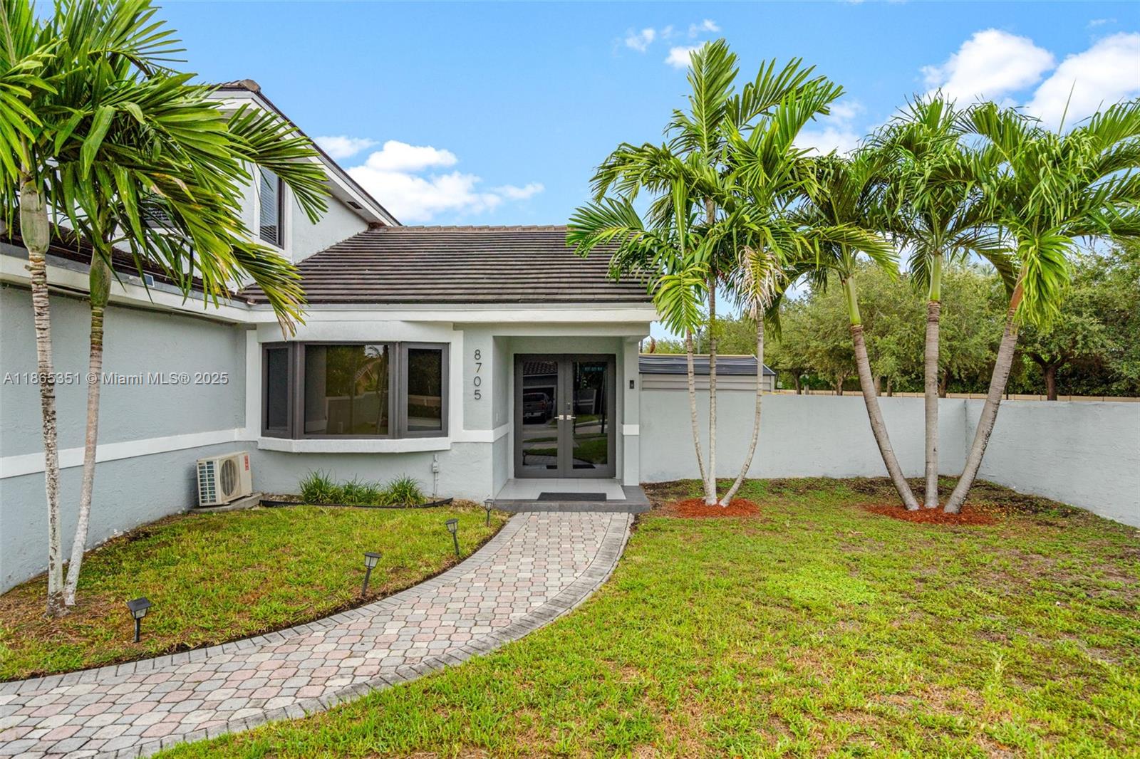 8705 NW 150th Ter