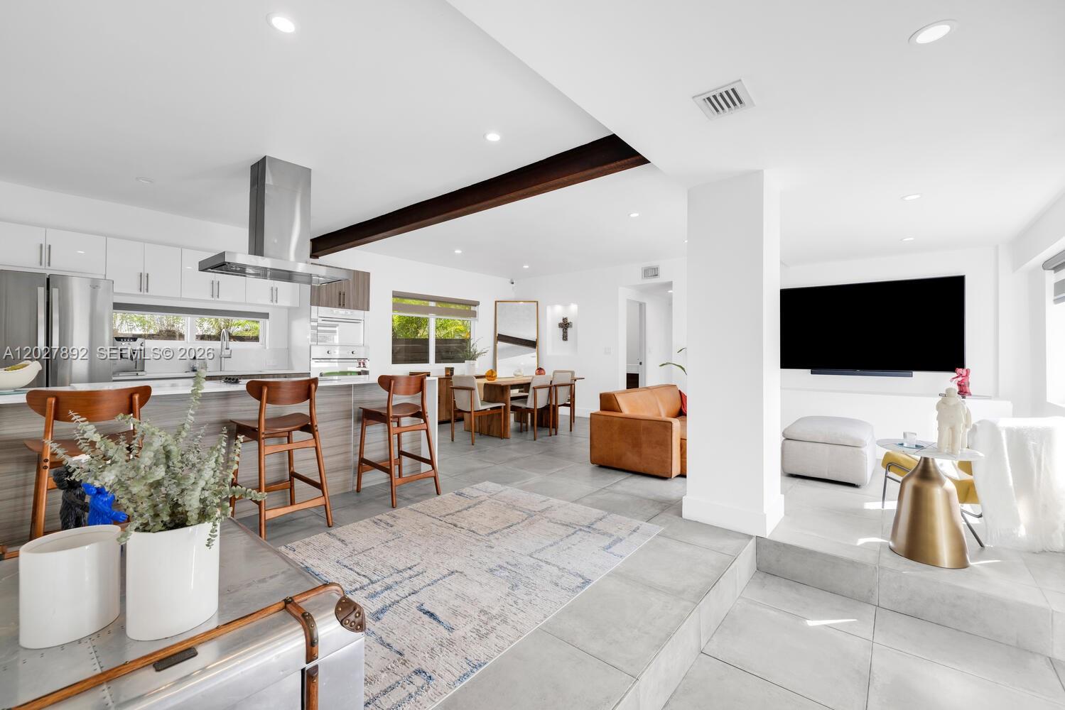 GRIFFINGS BISC HEIGHTS - Residential