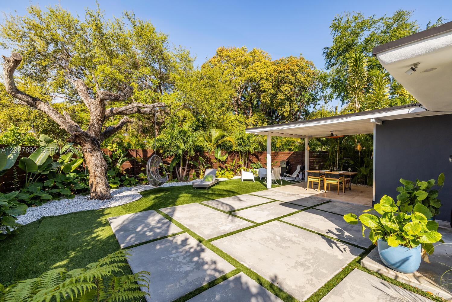 GRIFFINGS BISC HEIGHTS - Residential